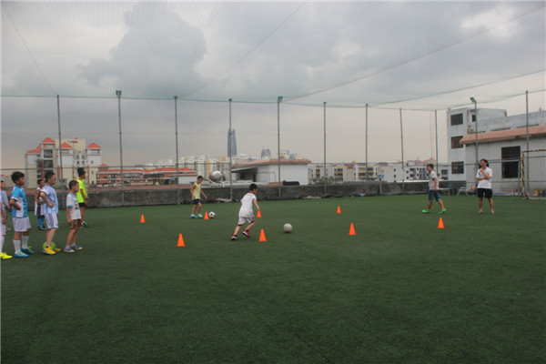 【莞香花】足球训练营--青少年足球兴趣培养